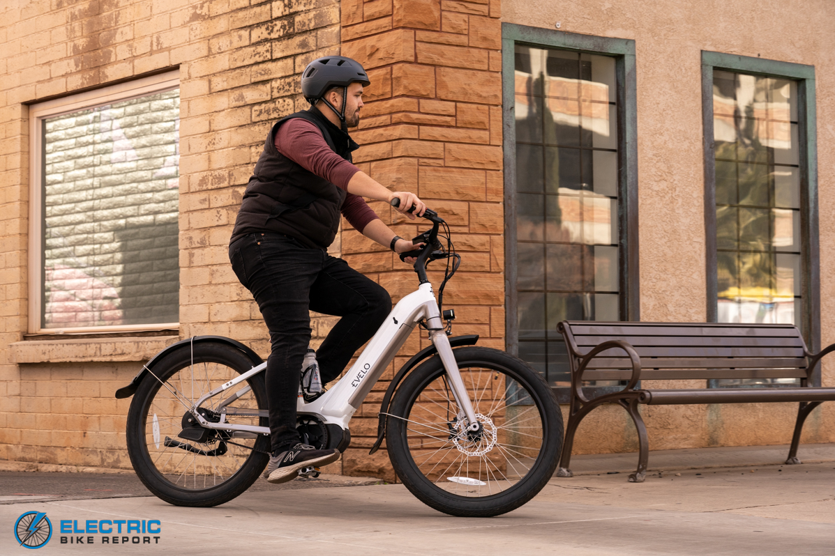Evelo Omega riding